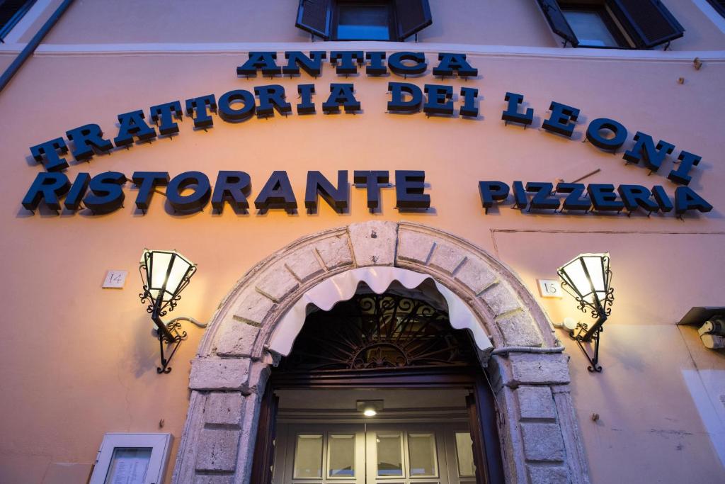 Albergo Dei Leoni photo 1
