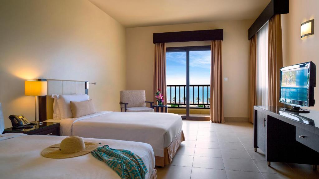 Вилла (Вилла с 2 спальнями), Курортный отель The Cove Rotana Resort - Ras Al Khaimah