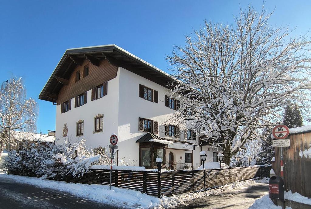 Alpendohle Apartments Innsbruck photo 3