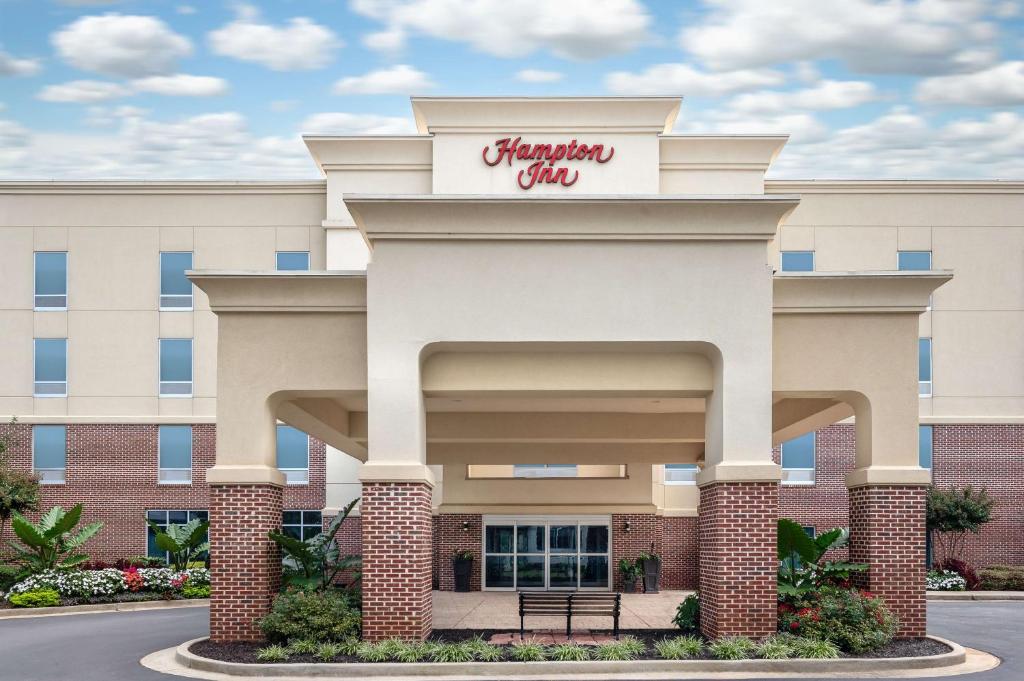 Hampton Inn Atlanta McDonough image