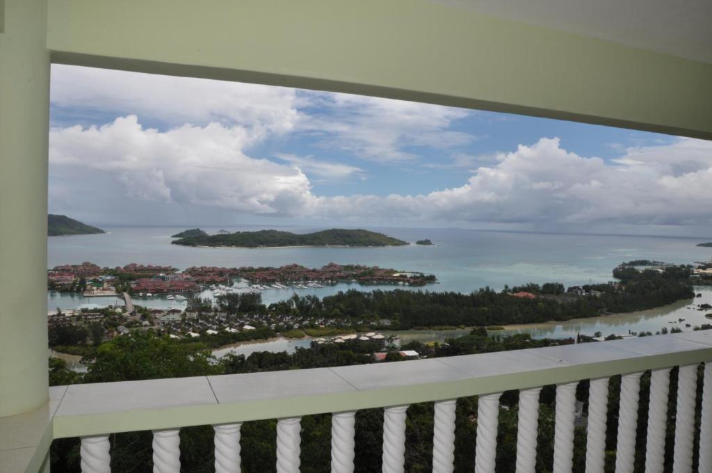 Eden Panoramic photo 2