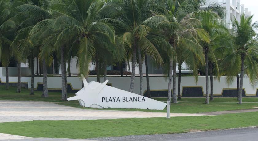 Panoramic Ocean view Playa Blanca Suite photo 4