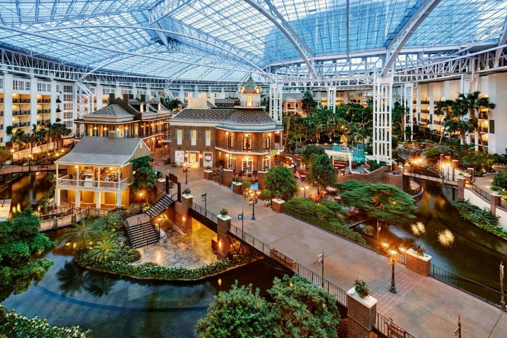 Gaylord Opryland Resort & Convention Center image