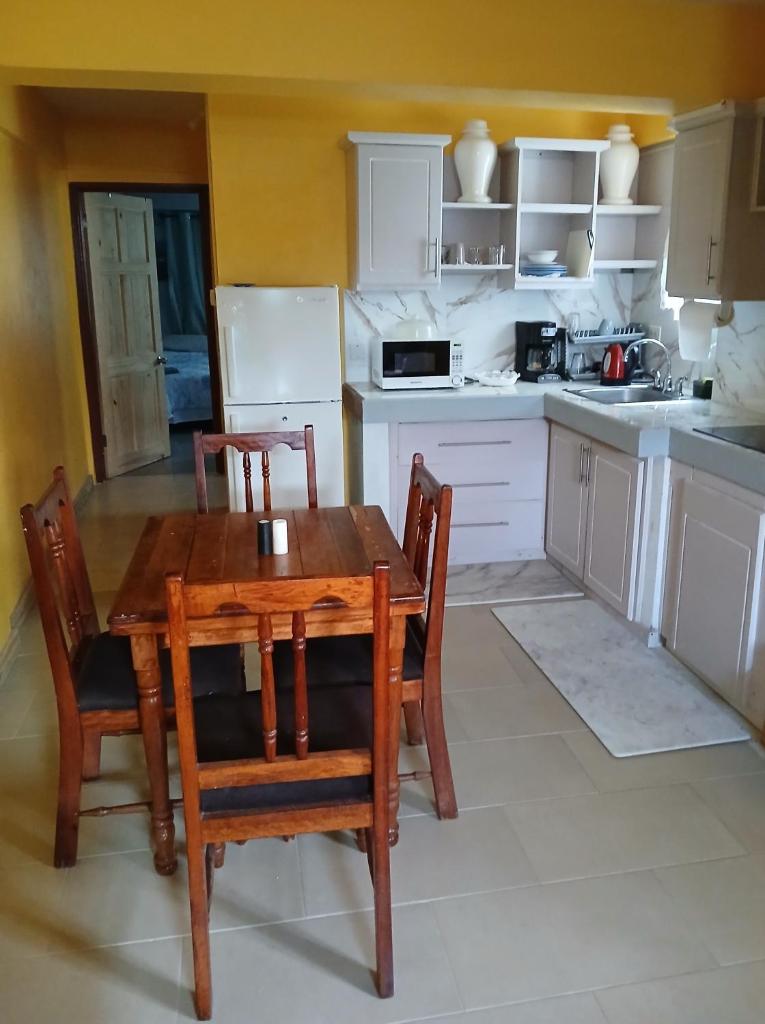 LHM Apartments photo 1