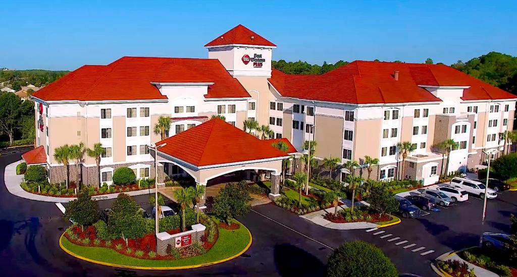 Best Western Plus Orlando Lake Buena Vista South Inn & Suites image