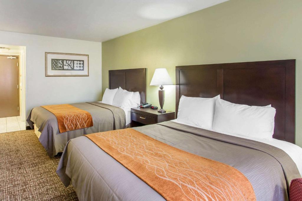 Comfort Inn Franklin Highway 96 image