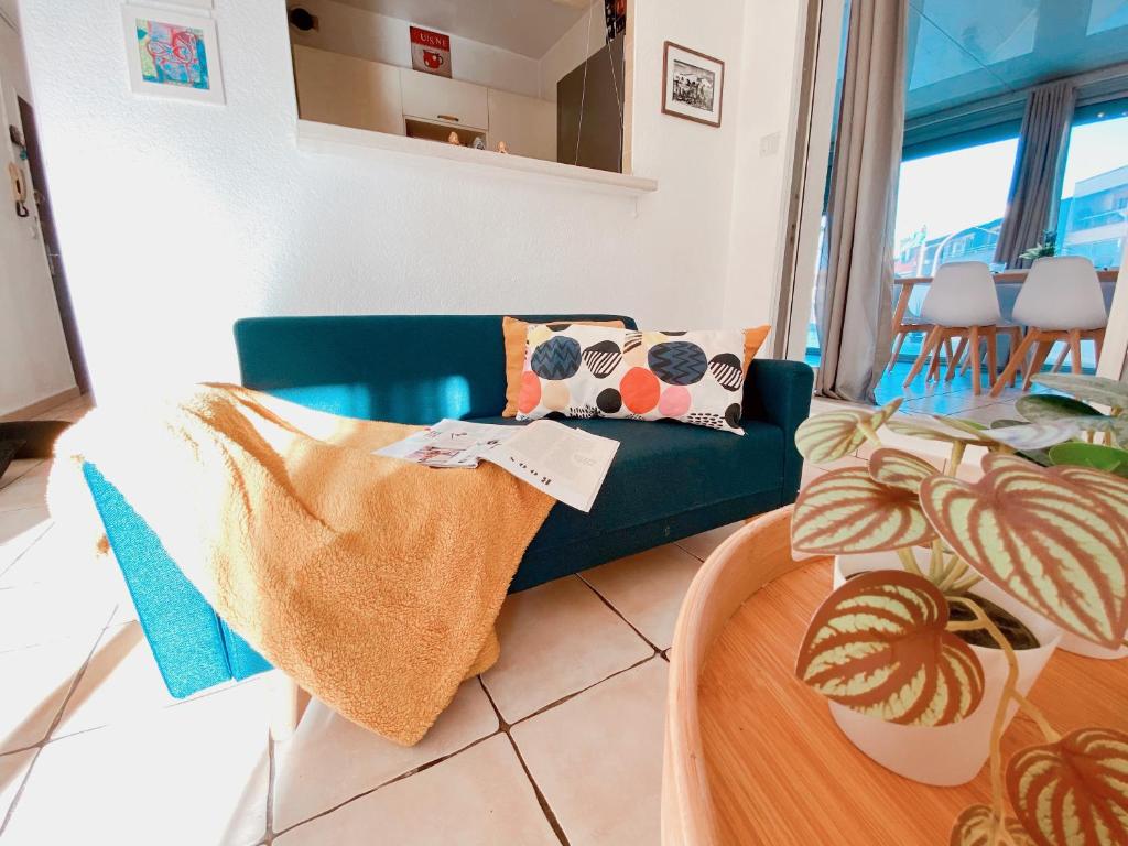 Appartement Terrasse vue Mer - Tap to explore photos