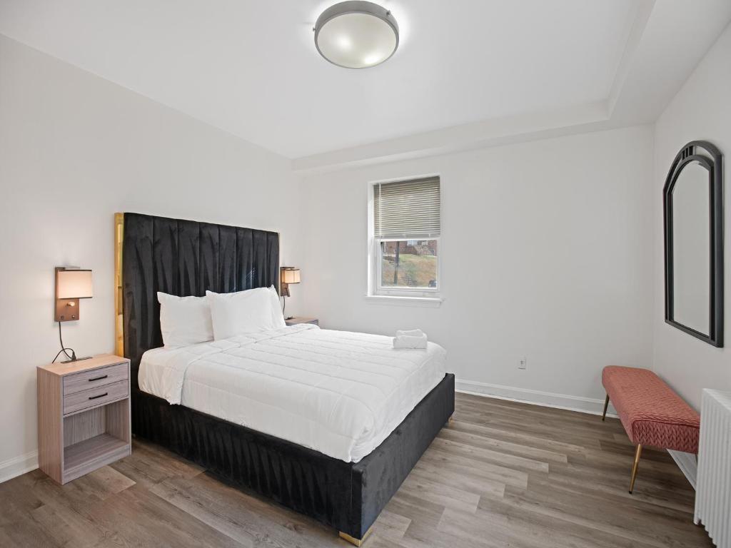Cozy Charming Unit In Takoma Park image
