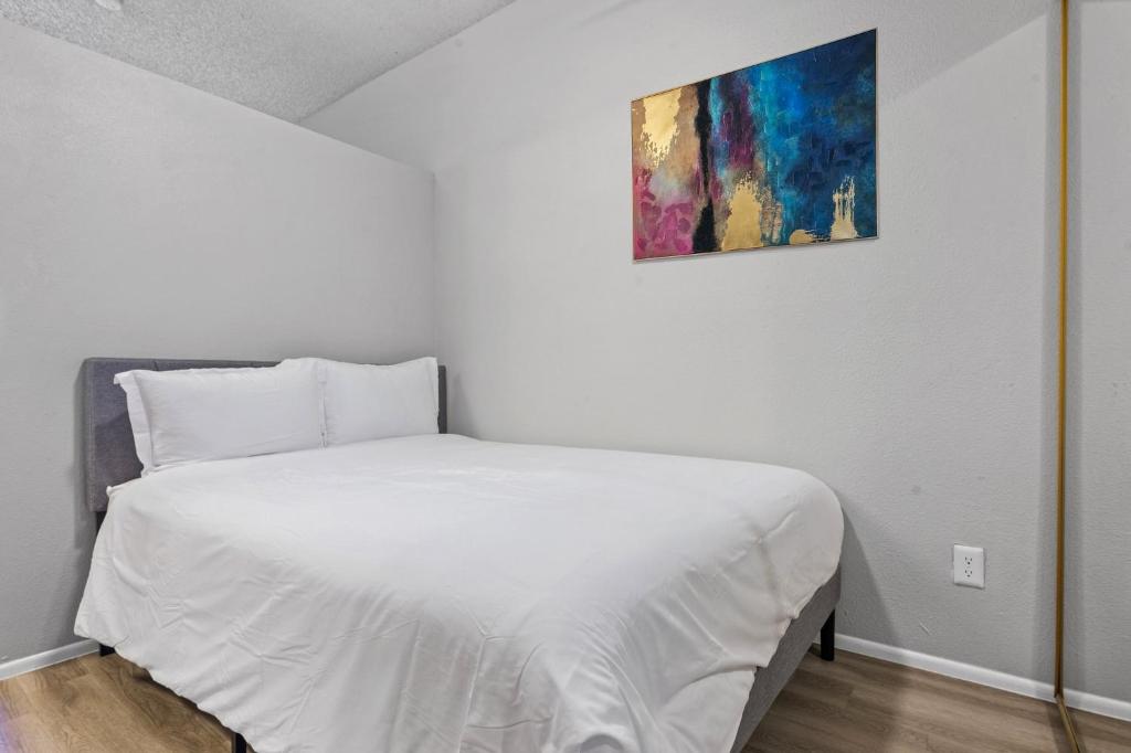 Cozy and Stylish 1B1B Studio in Old Town image
