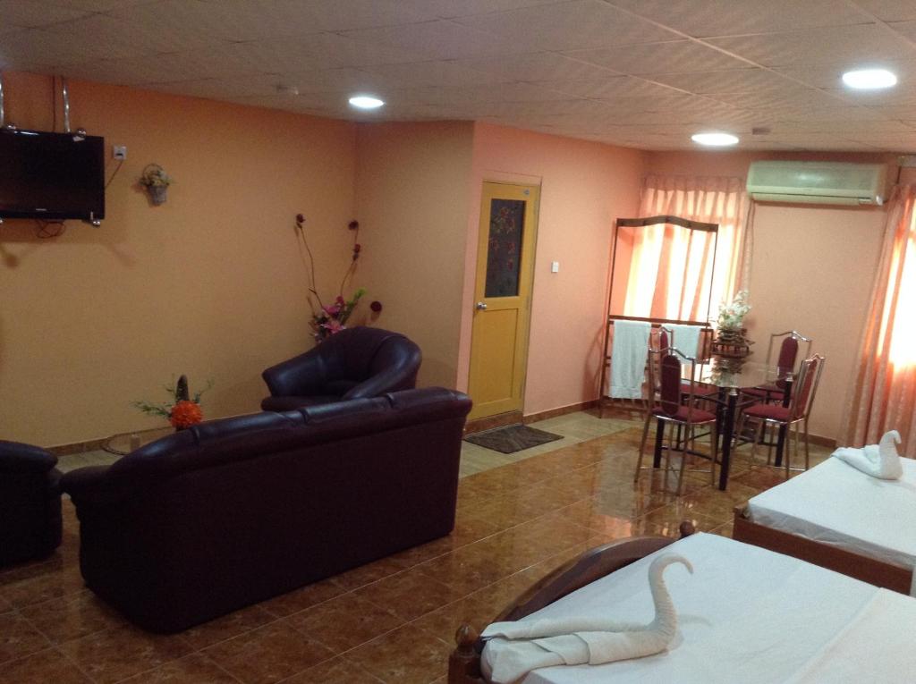 Семейный (Семейный номер Делюкс), Sunshine Hotel & Hall