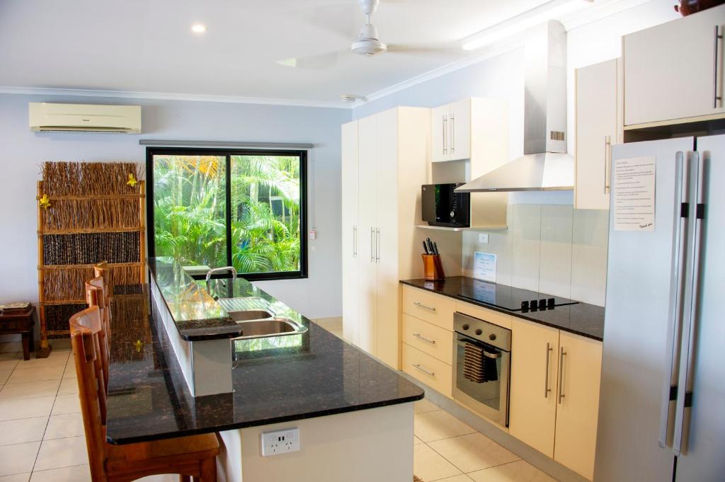 Bungalow 25 at Lake Bennett photo 4
