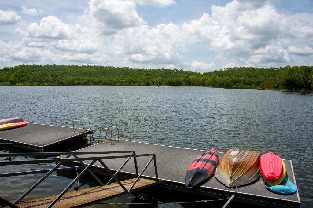 Bungalow 25 at Lake Bennett photo 2