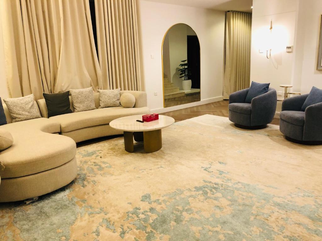 Montagne 11 Luxury Villa 3 BR - Al Dana Island Fujairah photo 1
