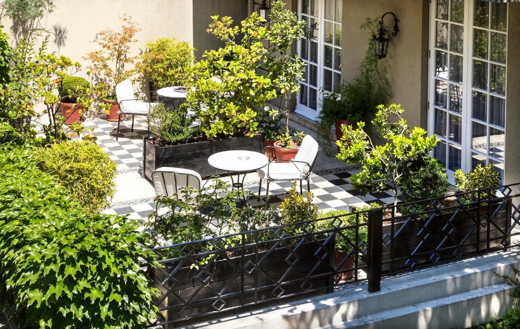 Le Rêve Boutique Hotel - Tap to explore photos