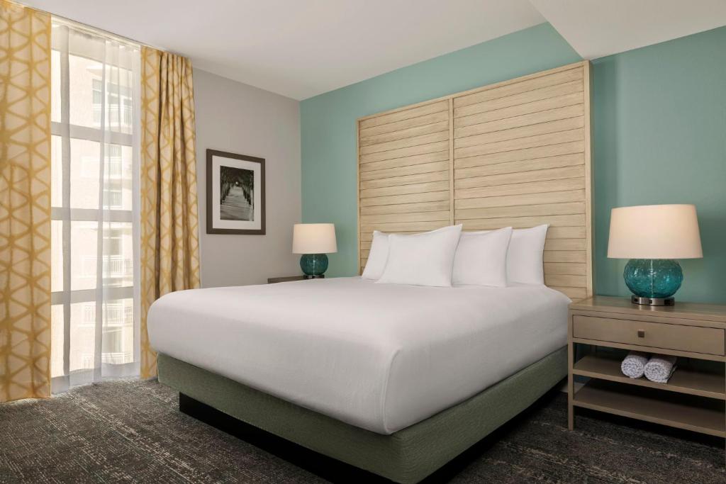 Club Wyndham Ocean Boulevard Room Type - Two-Bedroom Suite