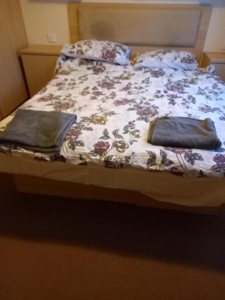Dovercourt holiday park swift johnson low road harwich essex co12 3TZ - Tap to explore photos