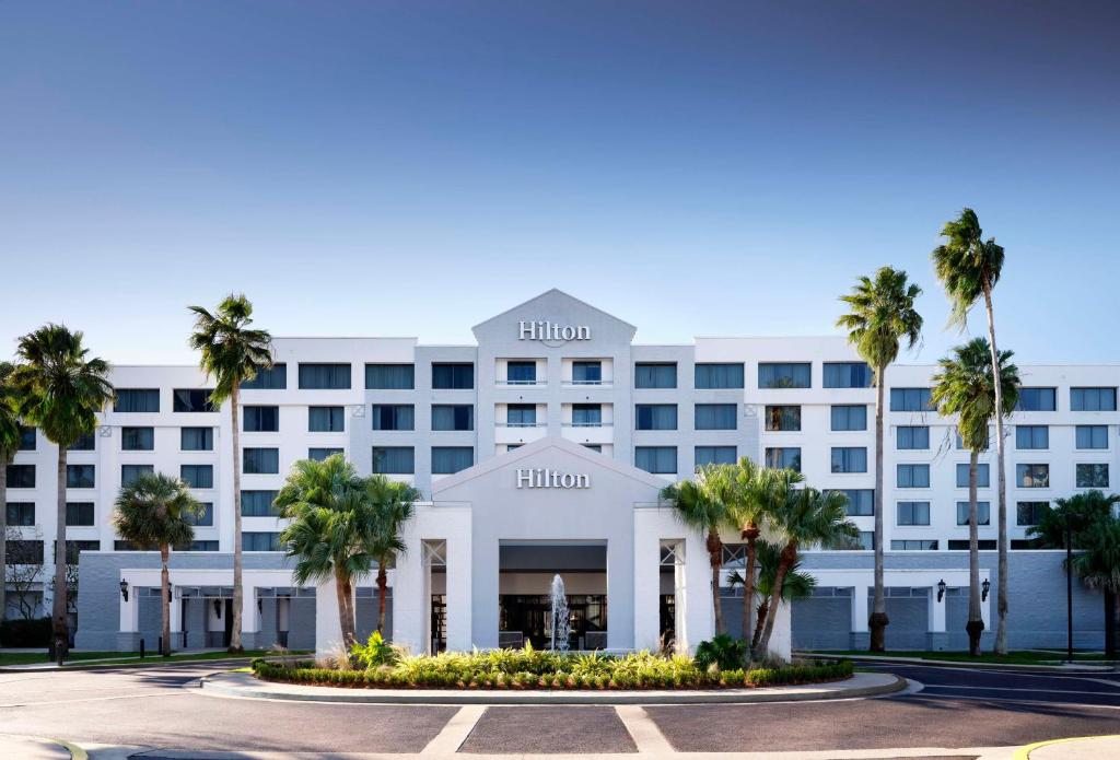 Hilton New Orleans Airport image