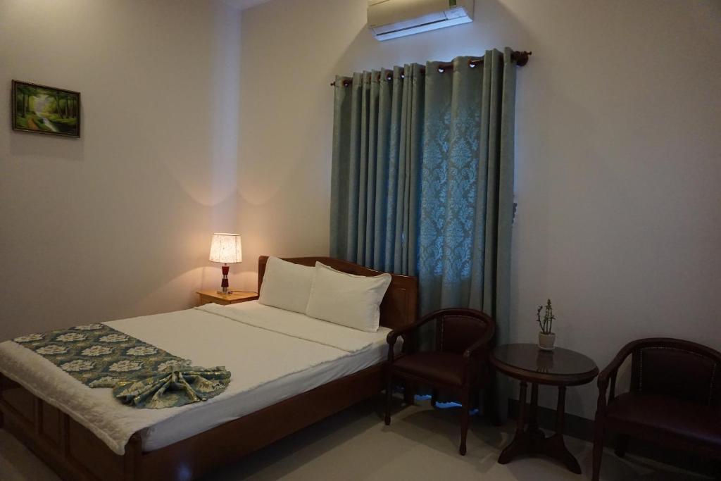 Двухместный (Двухместный номер Делюкс с 1 кроватью), Minh Nhi Hotel