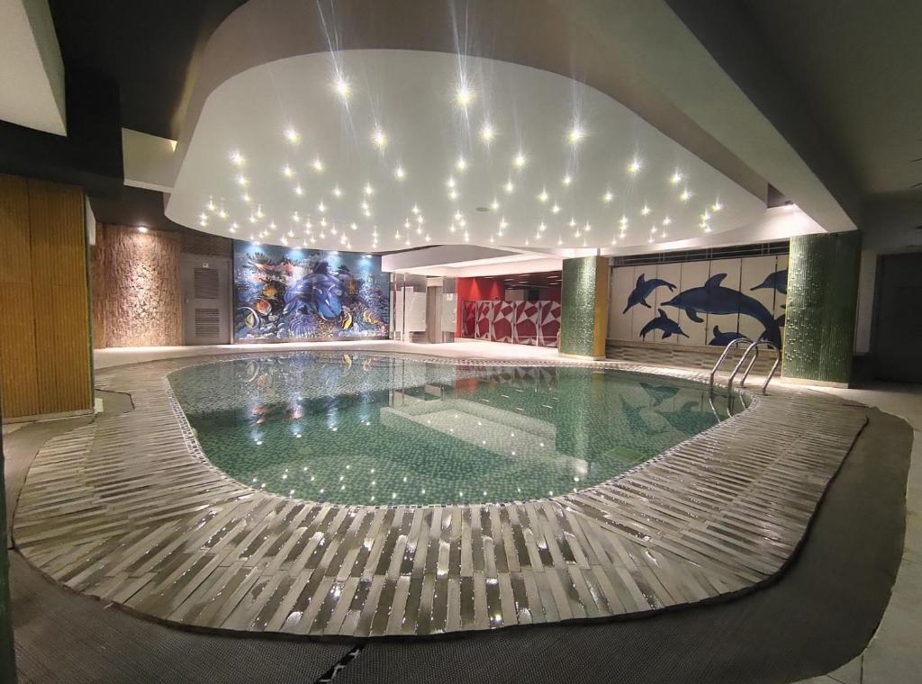 Royal Pearl Suites photo 2