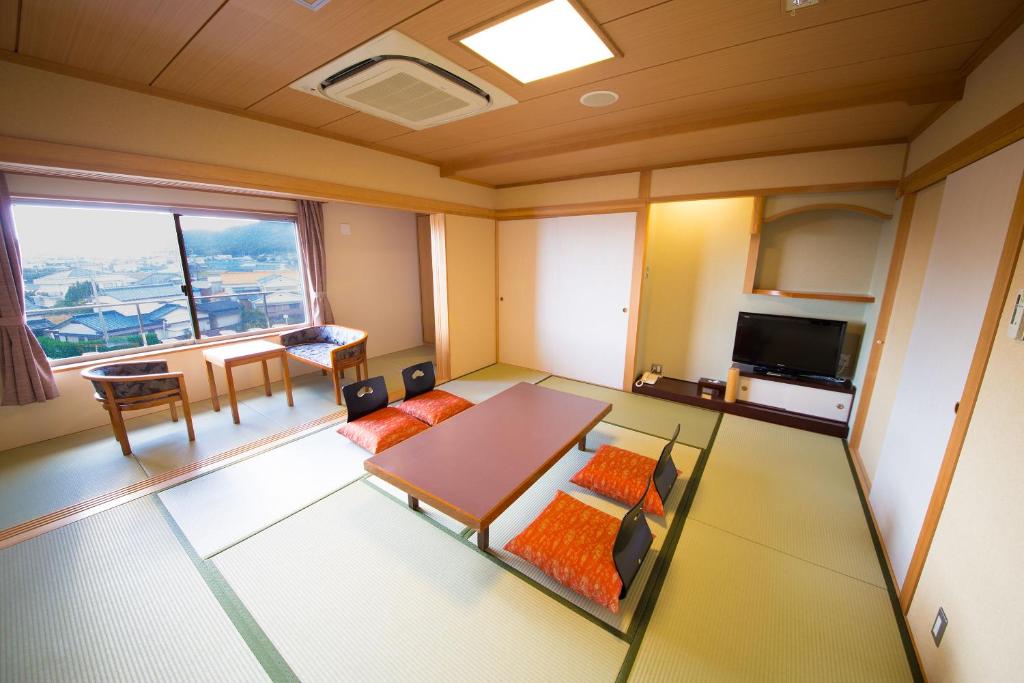 Seaside Hotel Taimaru Kaigetsu photo 1