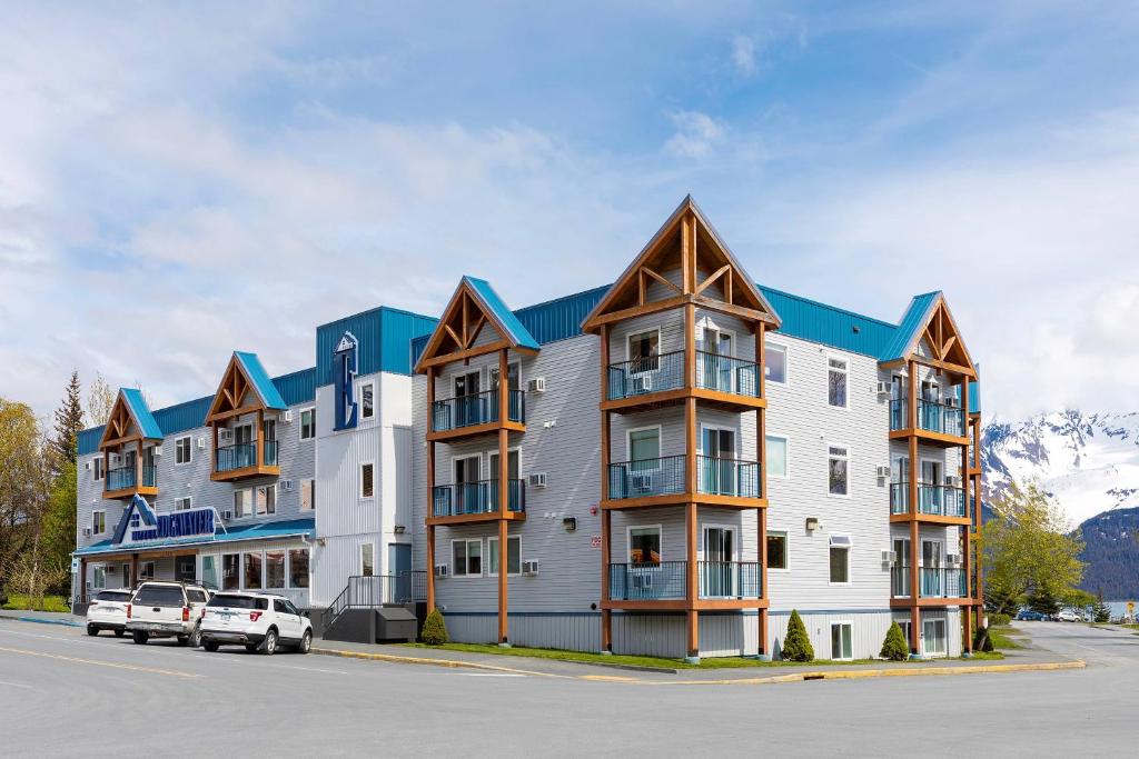 Hotel Edgewater image