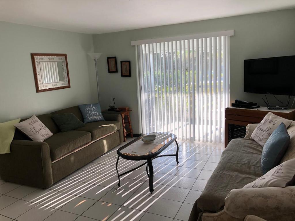 Cozy home in Sunny Florida! image