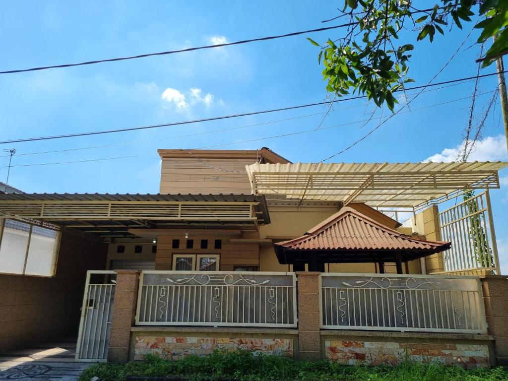 Amira Homestay Mataram