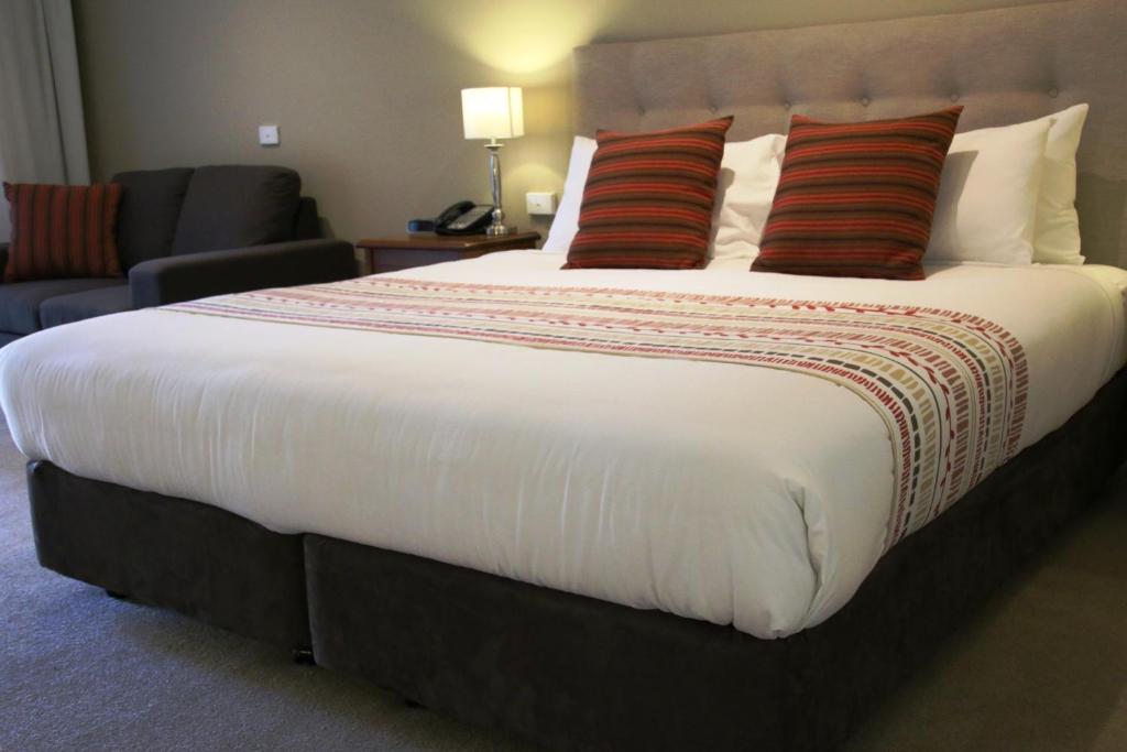 Bell Tower Inn photo 1