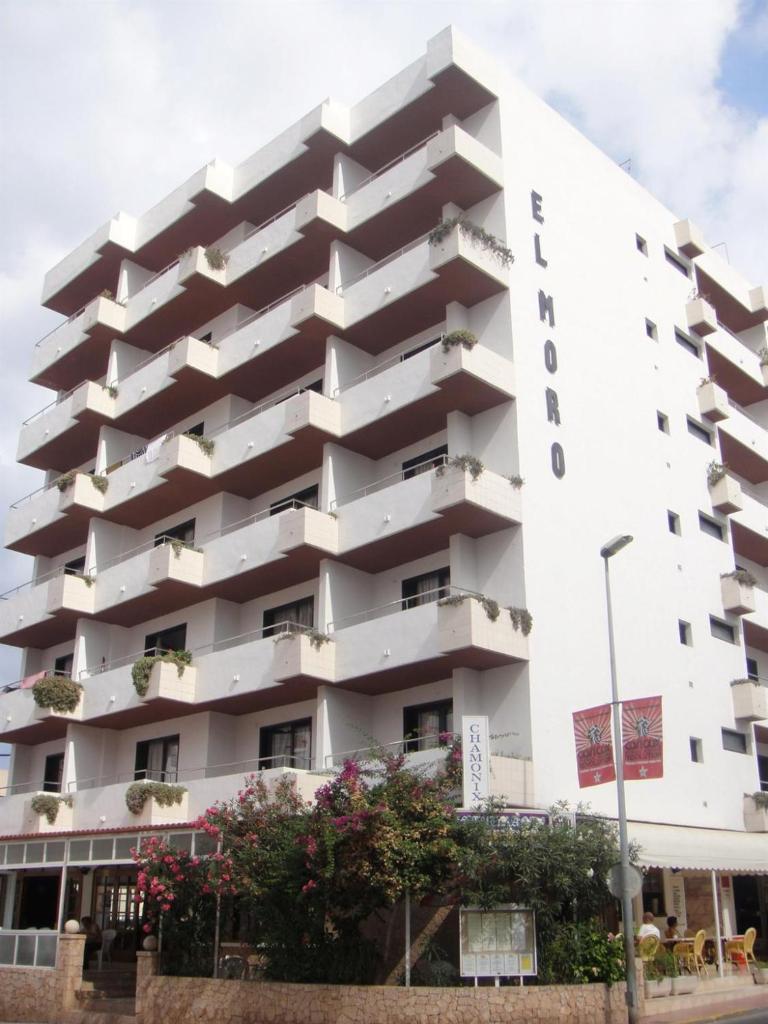 Apartamentos El Moro photo 2