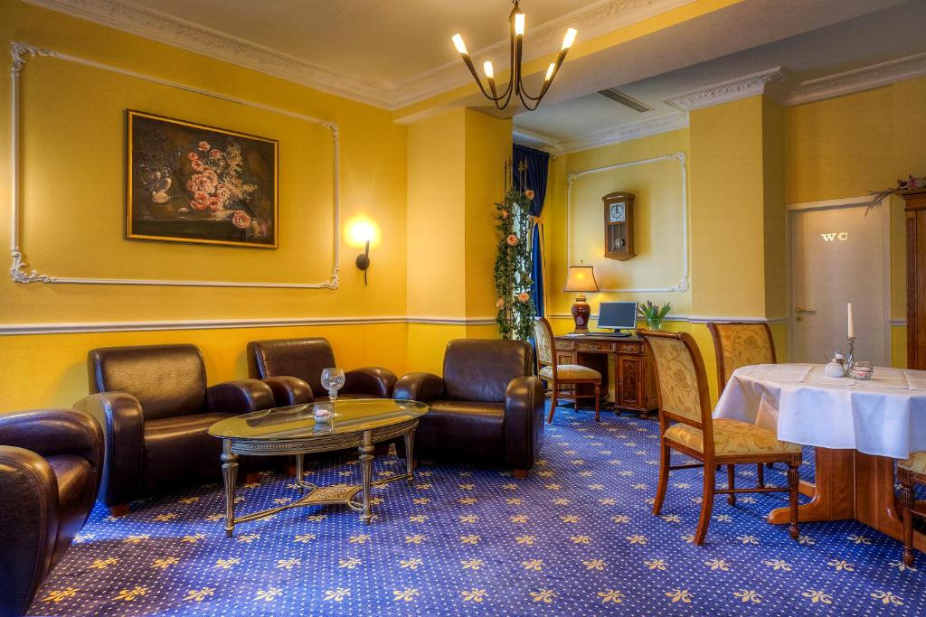 Kurpark Hotel photo 2