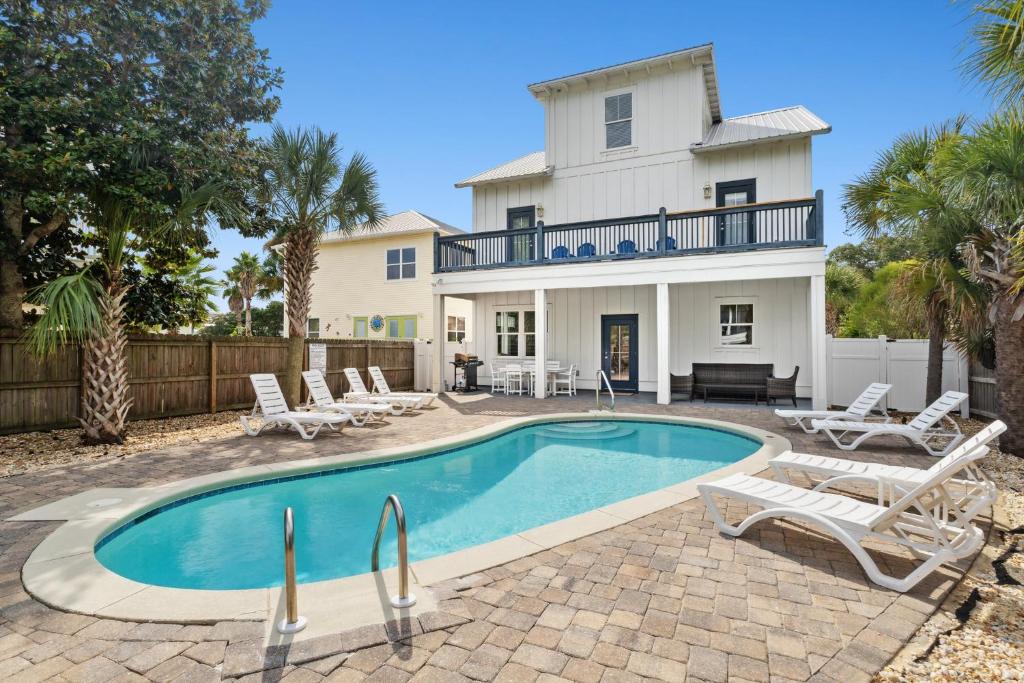 Crystal Gem With Pool And Beach Chair Setup image
