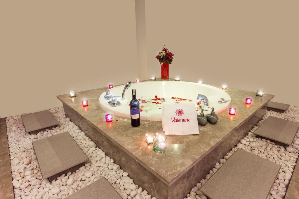 Сьюит (VIP-люкс), Valentine Hotel