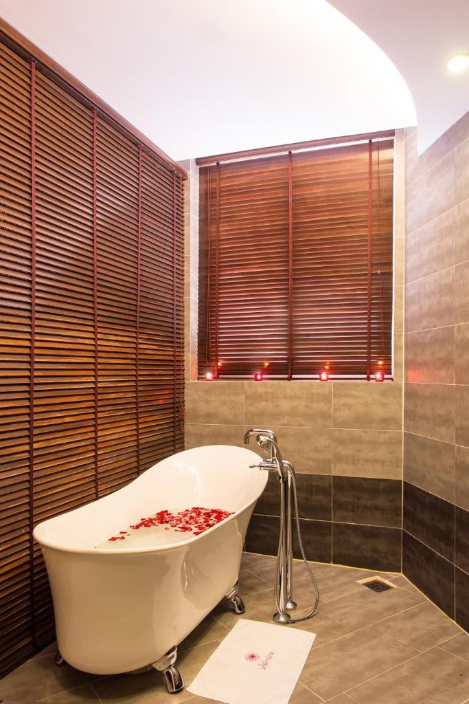 Двухместный (Двухместный номер Делюкс с 1 кроватью), Valentine Hotel