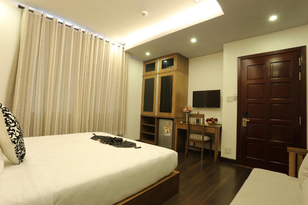 Двухместный (Улучшенный двухместный номер с 1 кроватью), Valentine Hotel