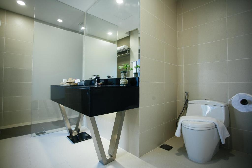 Двухместный (Улучшенный номер с кроватью размера «queen-size»), Verdant Hill Hotel Kuala Lumpur