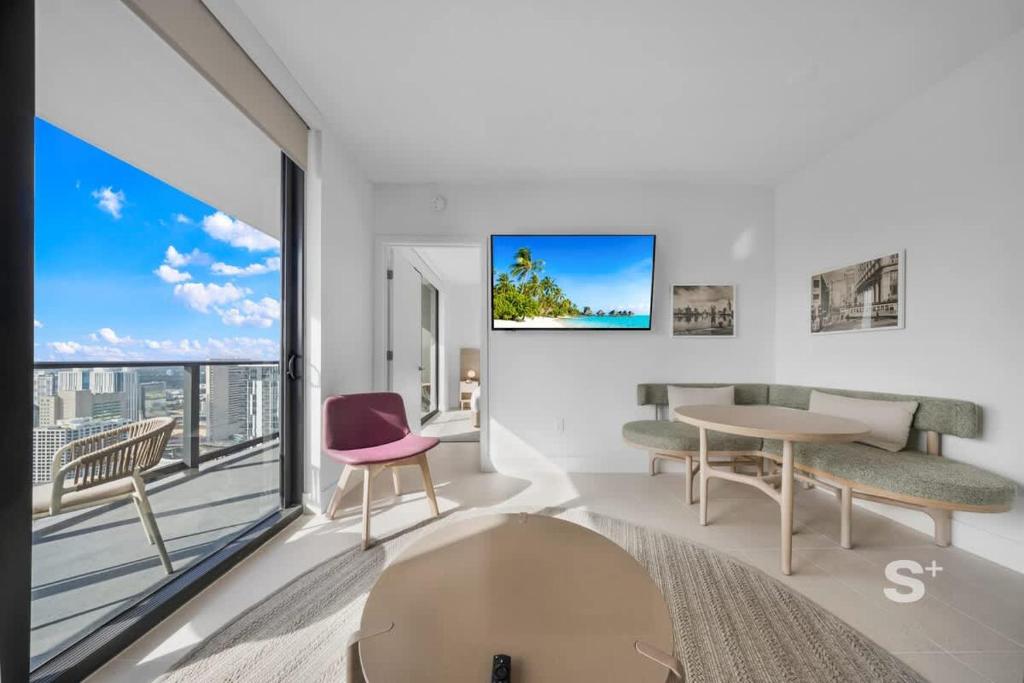 Luxe 1-BD Condo with Stunning Downtown Views - Tap to explore photos