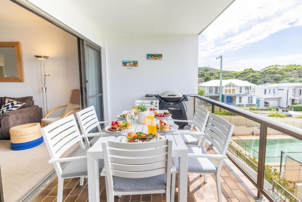 The Dunes 8,38 Marine Dr - complex pool, tennis court and Wi-Fi photo 1