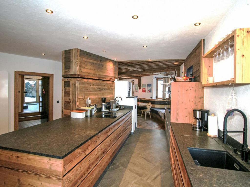 Holiday Home Data-Castle - Ski in Ski out by Interhome photo 3