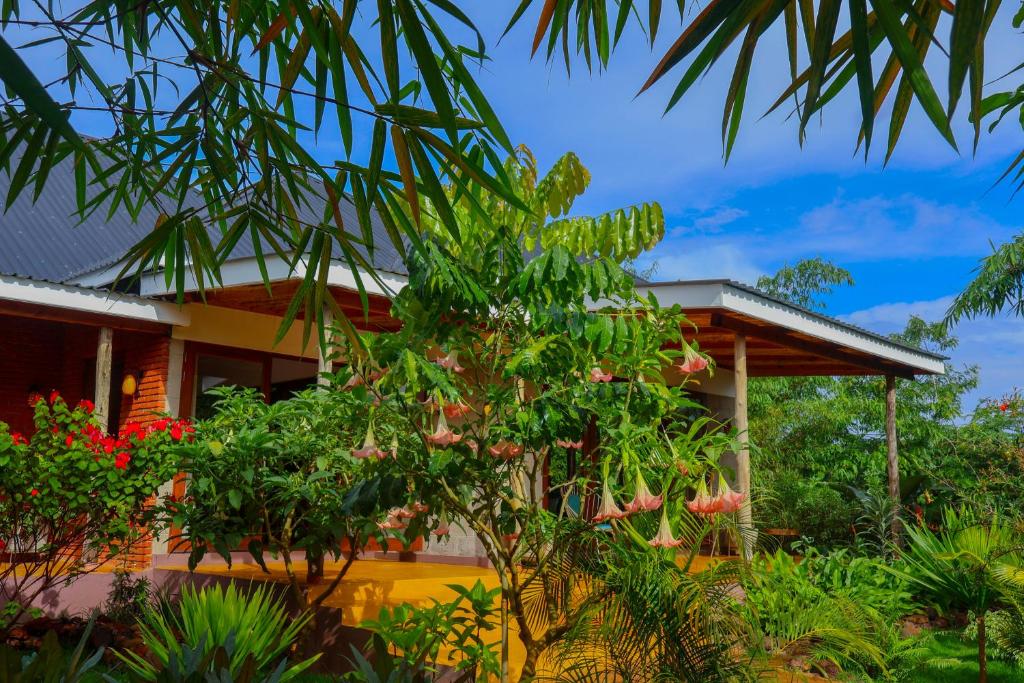 Moonbow lodge
