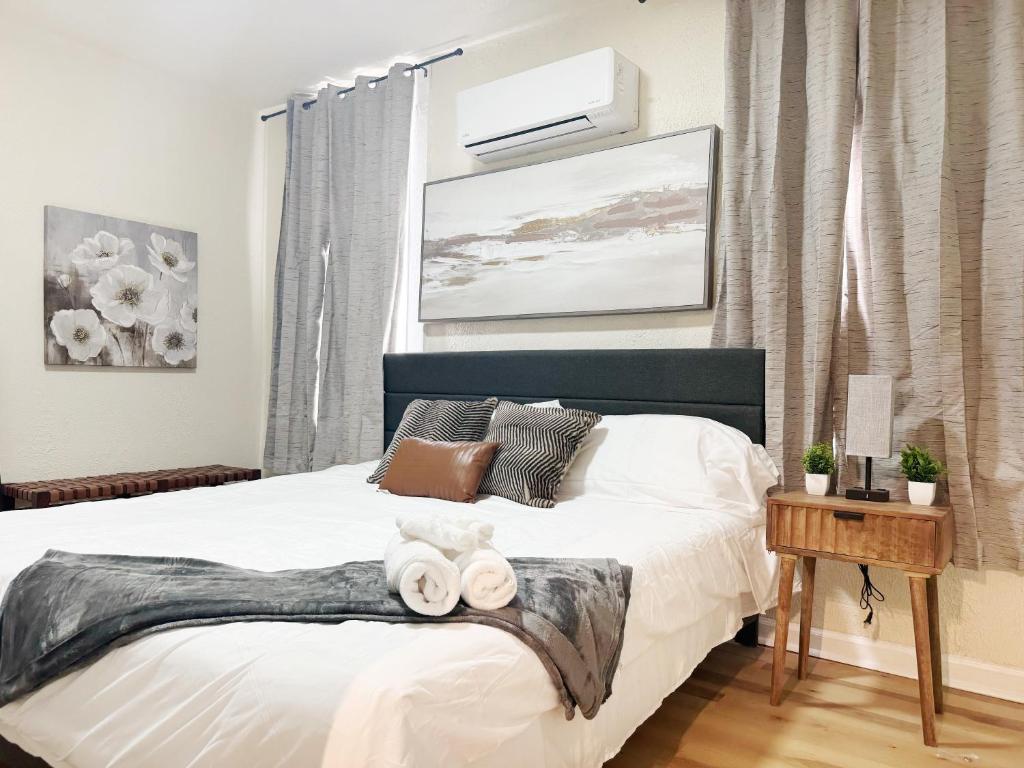 The Cardinal Studio Apartments image