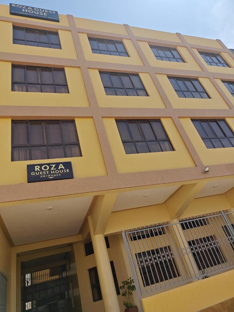 Roza Guest House