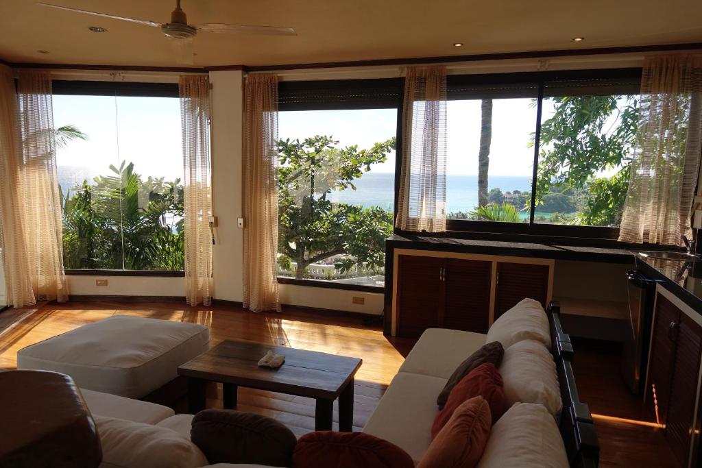 Argonauta Boracay Apartment Suites and Villas - Tap to explore photos