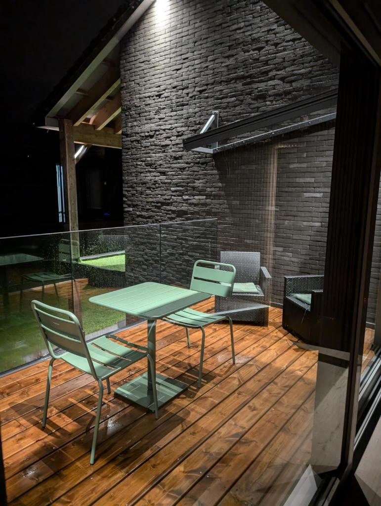 Francorchamps studio 8 photo 3