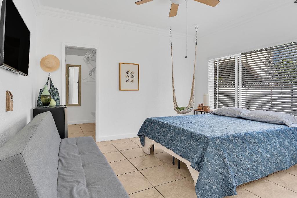 Coral Suite close to Little Havana image