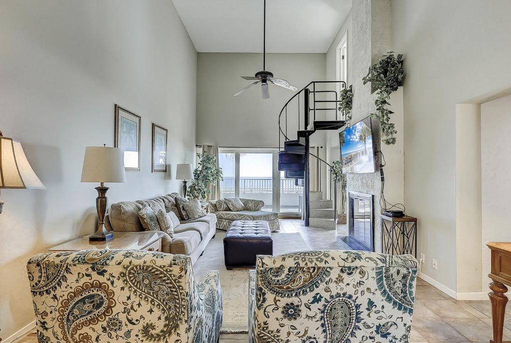 Beach Villa 3 image