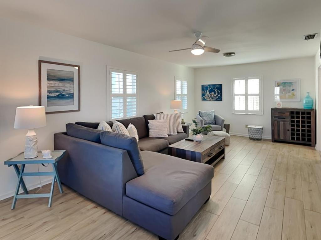 Seaside Bungalow image