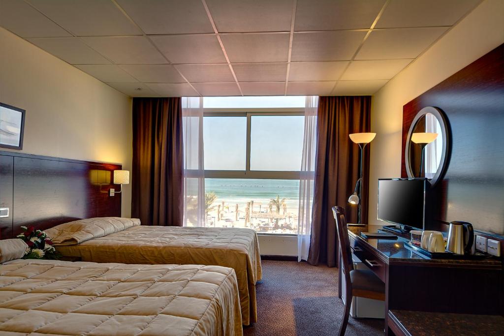 Одноместный (Одноместный номер Делюкс с видом на море), Отель Ajman Beach Hotel