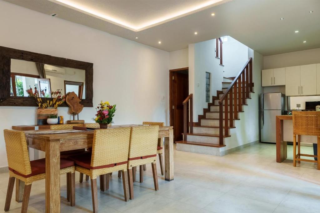 Villa Orange 2BR Seminyak by Exotic Bali Properties photo 2
