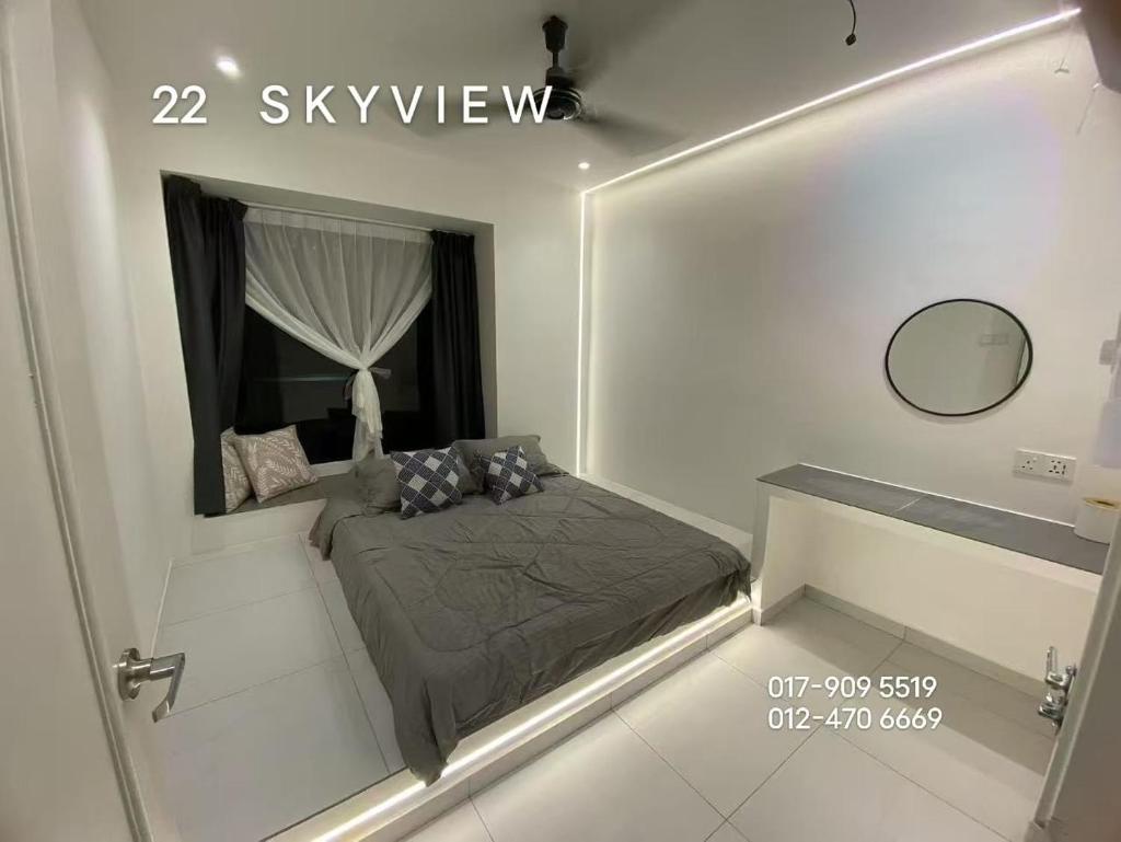 22 Skyview - Tap to explore photos