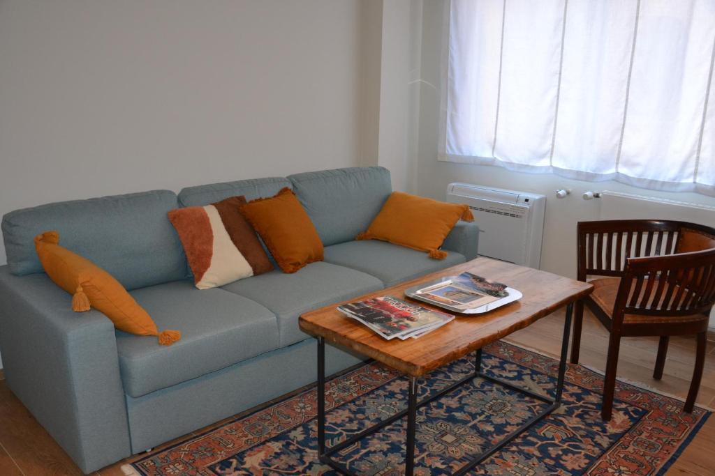 My Place in Como - Tap to explore photos